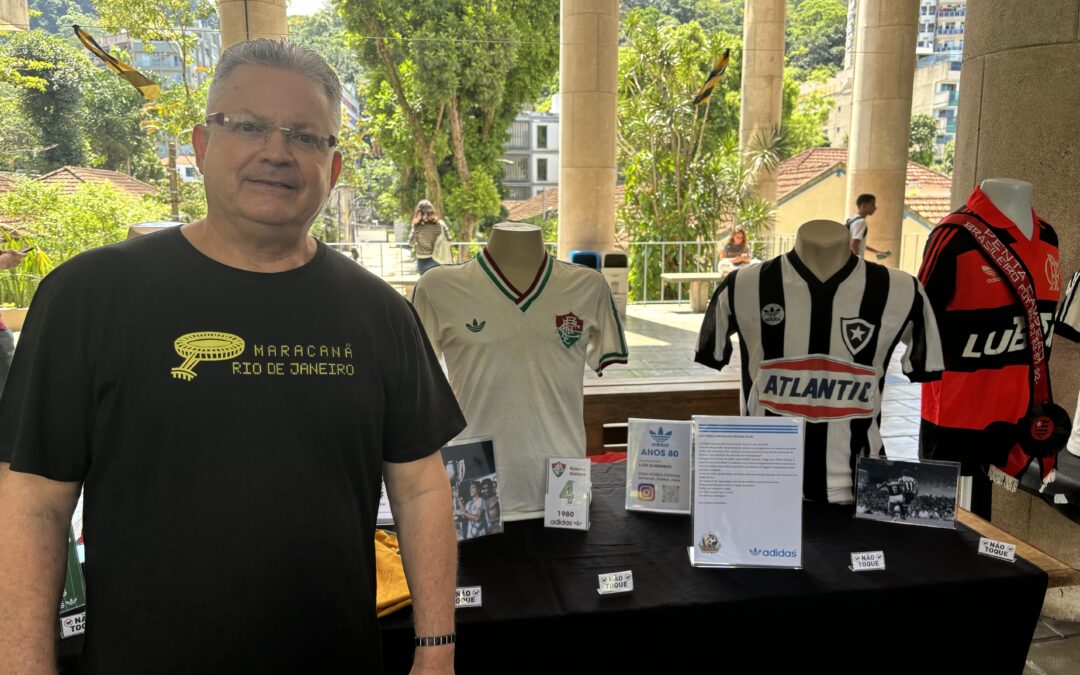 Camisas de peso: colecionador tem quase 300 peças de jogadores de grandes times dos anos 70 aos 90